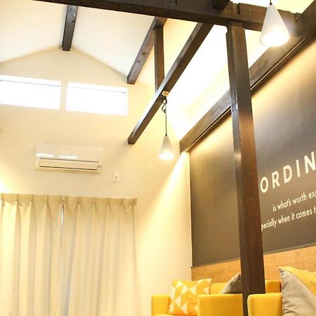 Sekai Hotel Ayame Ōsaka Extérieur photo