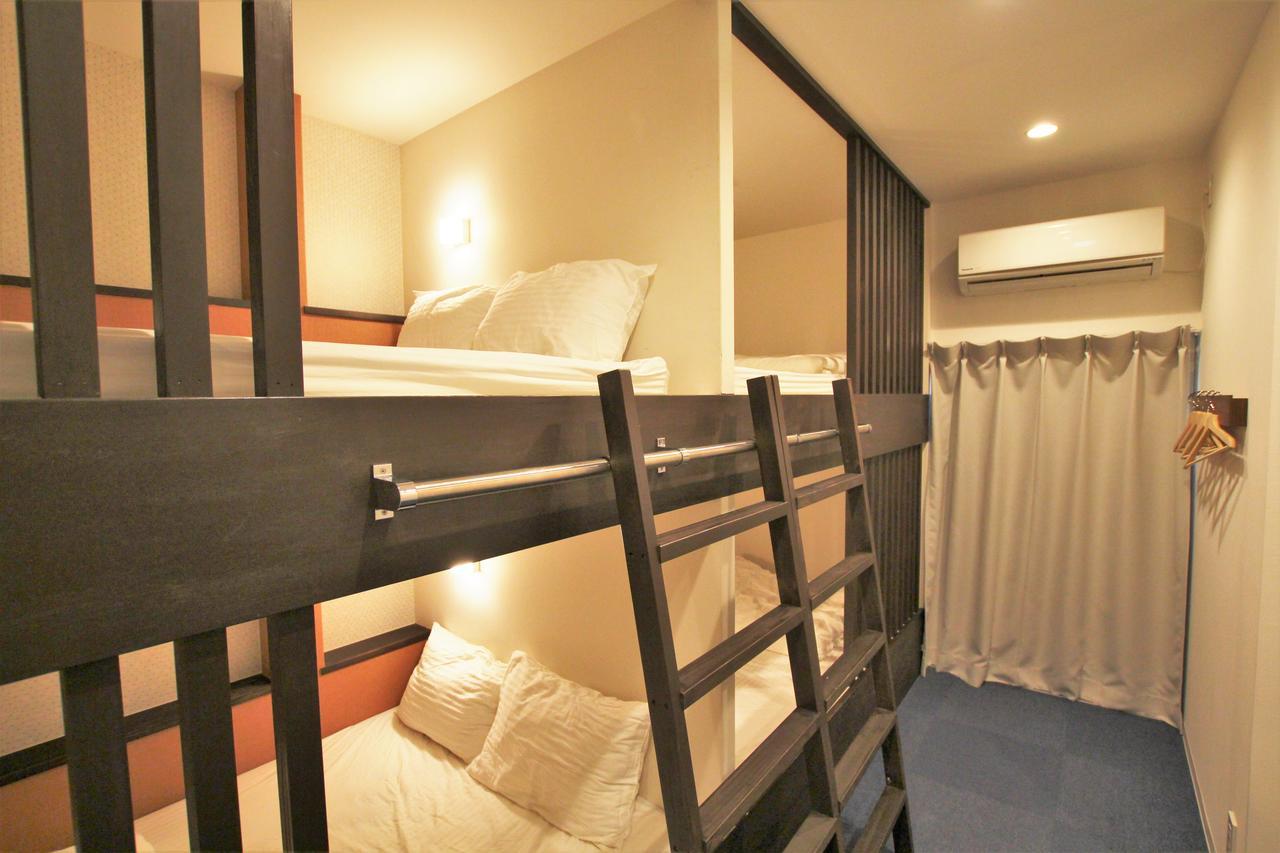 Sekai Hotel Ayame Ōsaka Extérieur photo